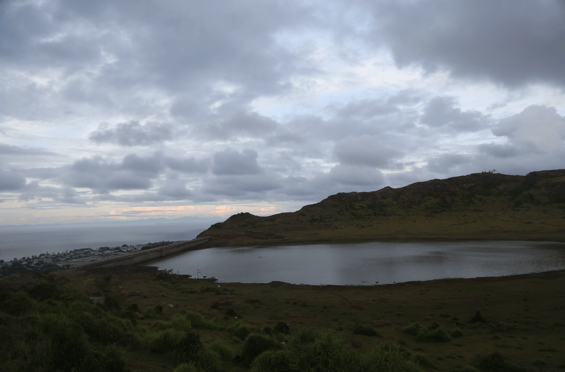 Hồ nước ngọt trên miệng núi lửa