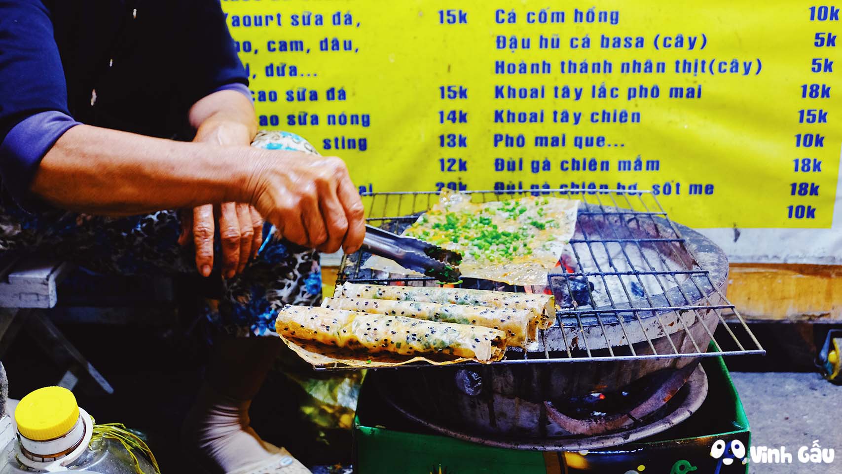 Ăn gì ở Ninh Thuận - Bánh tráng nướng mắm ruốc Ninh Thuận