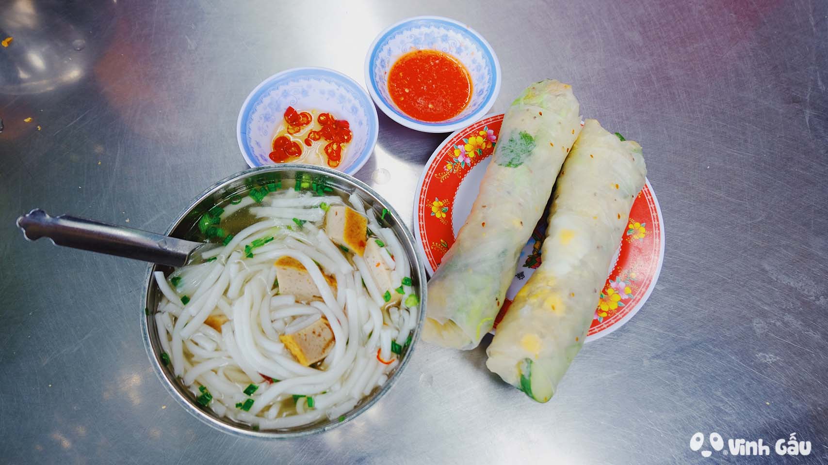 Ăn gì ở Ninh Thuận - Bánh canh chả cuốn Ninh Thuận